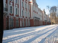 Главное здание СПбГУ. Фото: Сайт студгородка СПбГУ