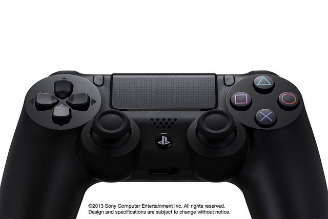 Контроллер DualShock 4 для приставки PlayStation 4. Фото: playstation.com