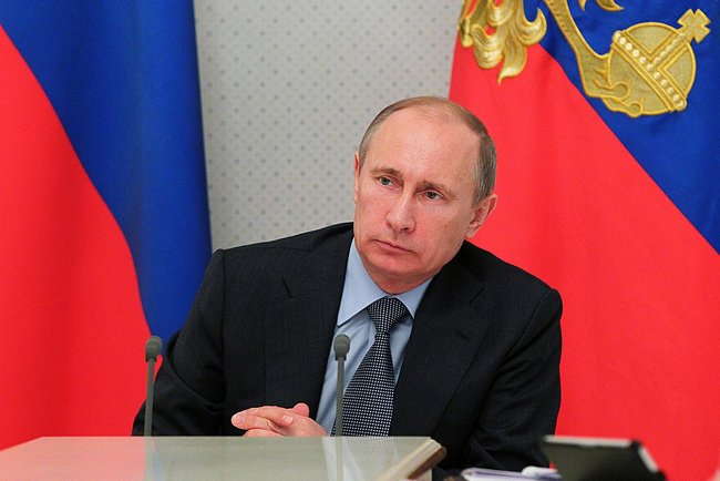 Владимир Путин на совещании в Сочи