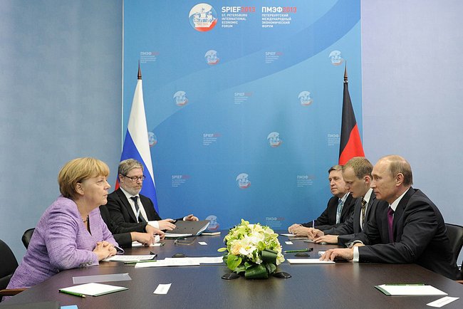 Путин и Меркель 