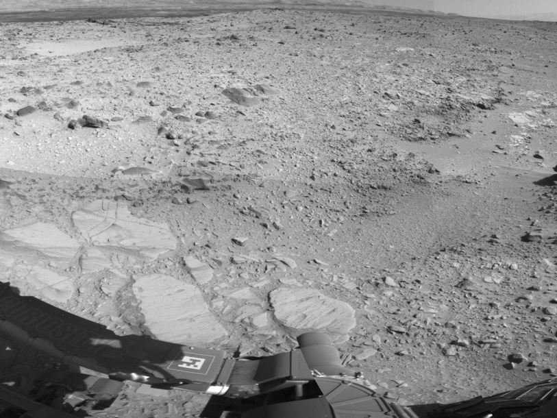 Фрагмент панорамы Марса, сделанной навигационной камерой марсохода Curiosity