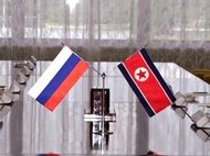 Флаги России и КНДР