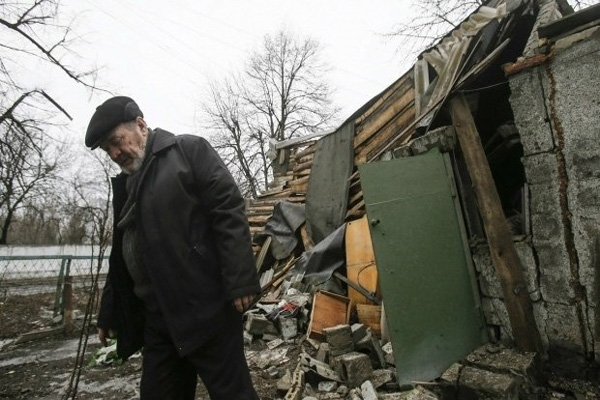 Разрушенный дом в Енакиево