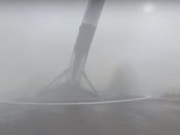 Неудачное приземление Falcon 9