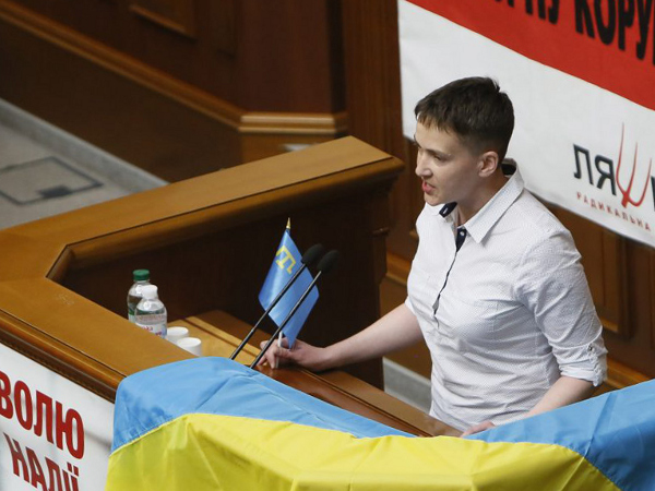 Надежда Савченко на трибуне Верховной Рады. 31 мая 2016 года
