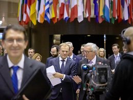 Дональд Туск и Жан-Клод-Юнкер в день заседания Совета Евросоюза 20 октября 2016