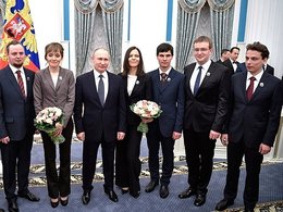 В.Путин на церемонии вручения премий молодым ученым.
