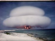 Испытание атомной бомбы, США