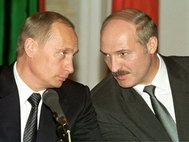 Президент России Владимир Путин и президент Белоруссии Александр Лукашенко, 14 мая 2002 года, kremlin.ru